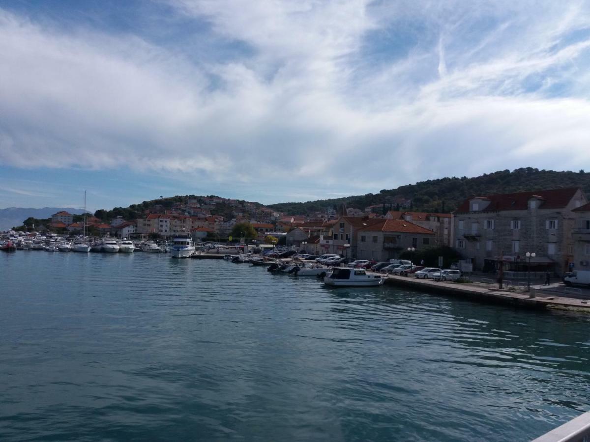 Apartman Zora Trogir Exterior foto